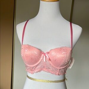 Elegant Pink Lace Bralette. Size 34A